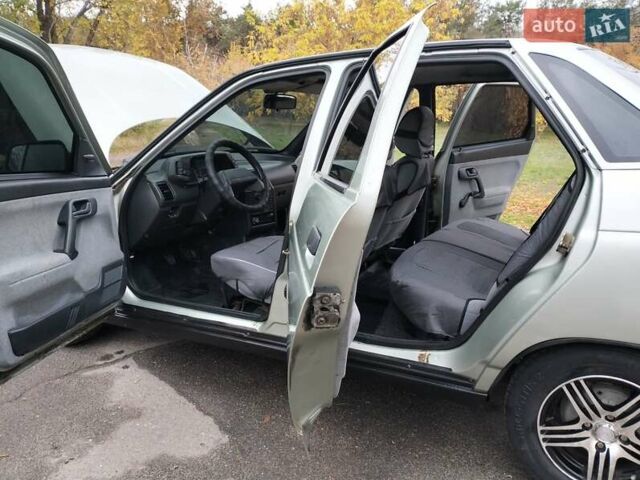 Сірий ВАЗ 2110, об'ємом двигуна 1.6 л та пробігом 77 тис. км за 2999 $, фото 2 на Automoto.ua