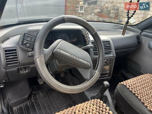 Серый ВАЗ 2110, объемом двигателя 1.6 л и пробегом 91 тыс. км за 2900 $, фото 2 на Automoto.ua