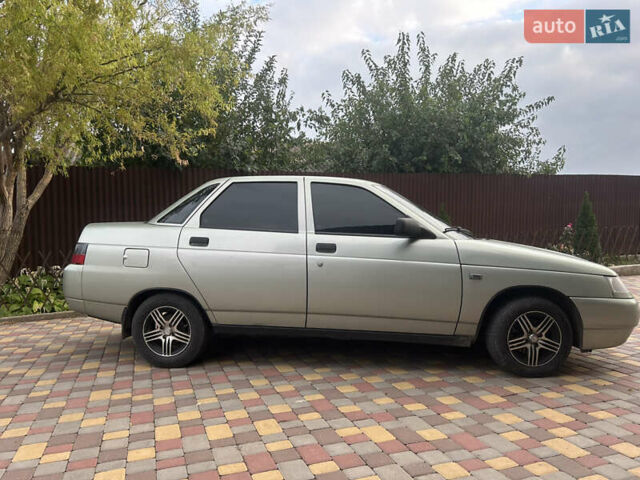 Сірий ВАЗ 2110, об'ємом двигуна 1.6 л та пробігом 77 тис. км за 3500 $, фото 2 на Automoto.ua
