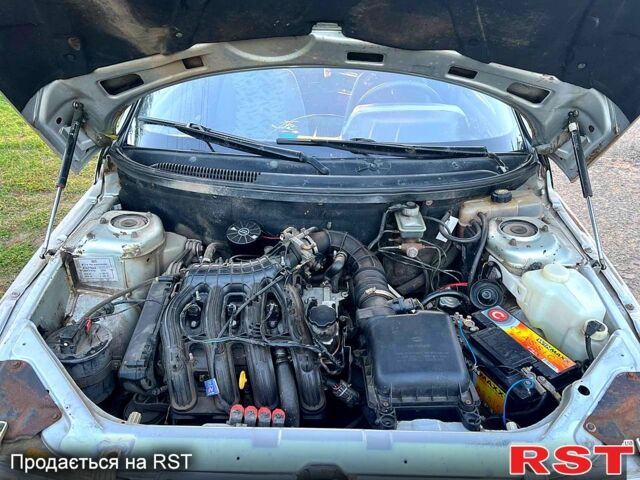 Серый ВАЗ 2110, объемом двигателя 1.6 л и пробегом 400 тыс. км за 1600 $, фото 6 на Automoto.ua