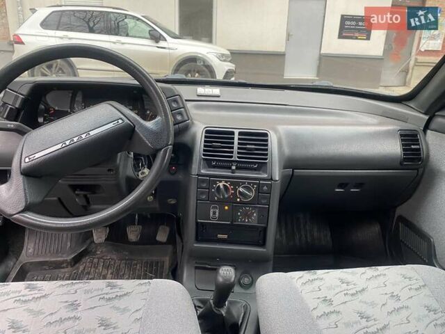 Серый ВАЗ 2110, объемом двигателя 1.6 л и пробегом 134 тыс. км за 1950 $, фото 10 на Automoto.ua