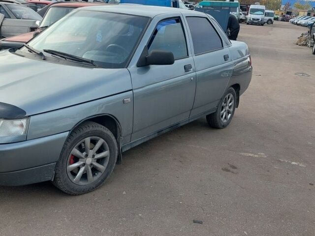 Серый ВАЗ 2110, объемом двигателя 1.6 л и пробегом 130 тыс. км за 1650 $, фото 2 на Automoto.ua