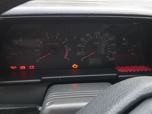 Сірий ВАЗ 2110, об'ємом двигуна 1.6 л та пробігом 211 тис. км за 3000 $, фото 14 на Automoto.ua