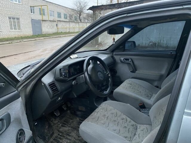 Сірий ВАЗ 2110, об'ємом двигуна 1.6 л та пробігом 200 тис. км за 1100 $, фото 5 на Automoto.ua