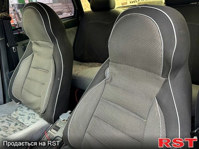 Серый ВАЗ 2110, объемом двигателя 1.6 л и пробегом 225 тыс. км за 1499 $, фото 9 на Automoto.ua