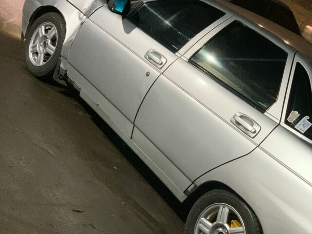 Серый ВАЗ 2110, объемом двигателя 1.6 л и пробегом 25 тыс. км за 2650 $, фото 5 на Automoto.ua