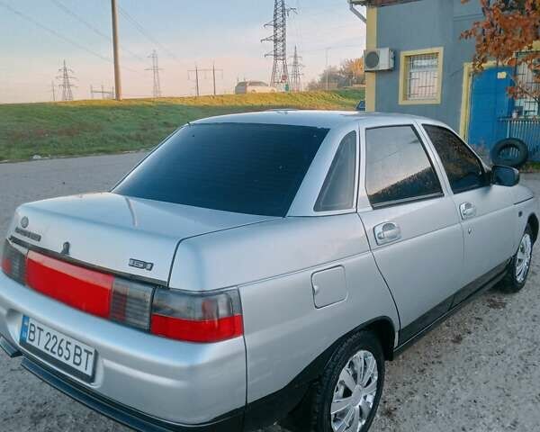 Сірий ВАЗ 2110, об'ємом двигуна 1.6 л та пробігом 150 тис. км за 1300 $, фото 3 на Automoto.ua