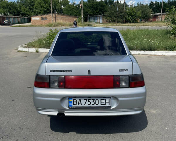 Серый ВАЗ 2110, объемом двигателя 1.6 л и пробегом 30 тыс. км за 4800 $, фото 2 на Automoto.ua