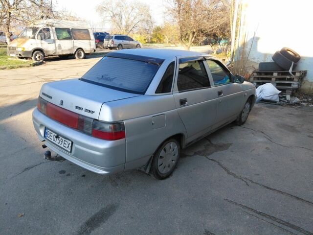 Сірий ВАЗ 2110, об'ємом двигуна 1.6 л та пробігом 240 тис. км за 2000 $, фото 1 на Automoto.ua