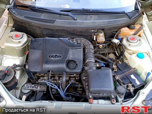 Серый ВАЗ 2110, объемом двигателя 1.6 л и пробегом 200 тыс. км за 2150 $, фото 6 на Automoto.ua