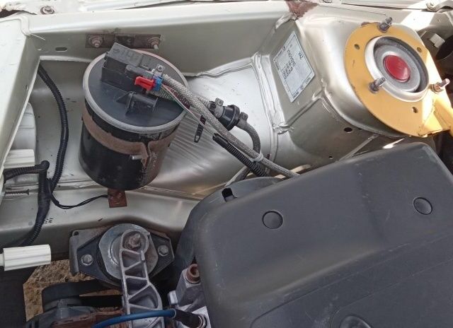 Сірий ВАЗ 2110, об'ємом двигуна 1.6 л та пробігом 400 тис. км за 1000 $, фото 7 на Automoto.ua