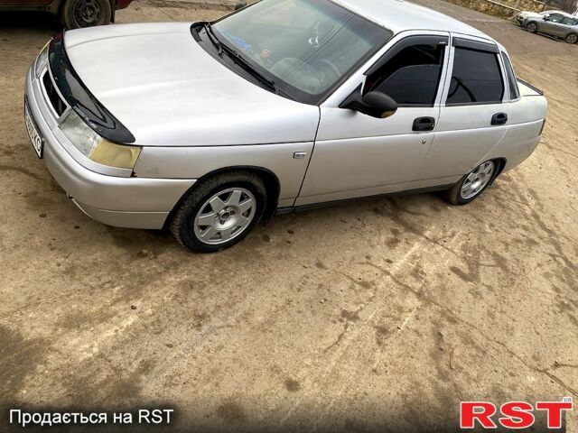 Сірий ВАЗ 2110, об'ємом двигуна 1.6 л та пробігом 184 тис. км за 1950 $, фото 2 на Automoto.ua