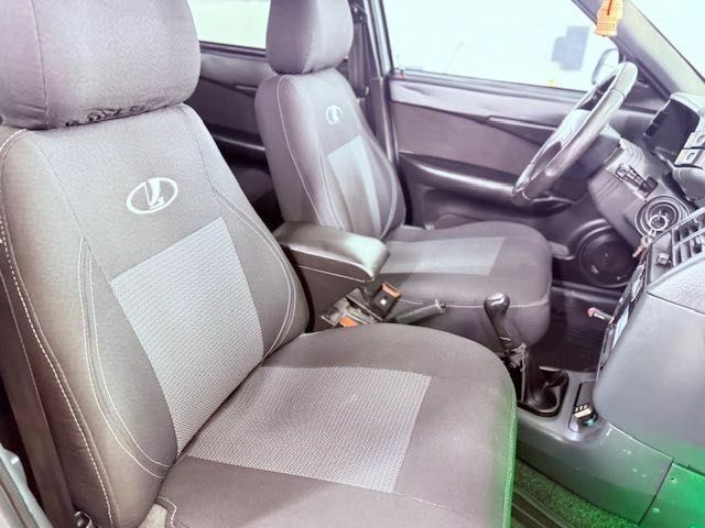 Серый ВАЗ 2110, объемом двигателя 1.6 л и пробегом 181 тыс. км за 1907 $, фото 9 на Automoto.ua