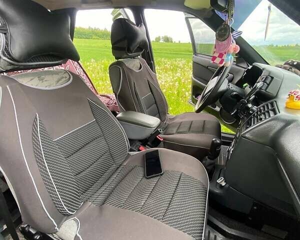 Серый ВАЗ 2110, объемом двигателя 1.6 л и пробегом 280 тыс. км за 1800 $, фото 7 на Automoto.ua