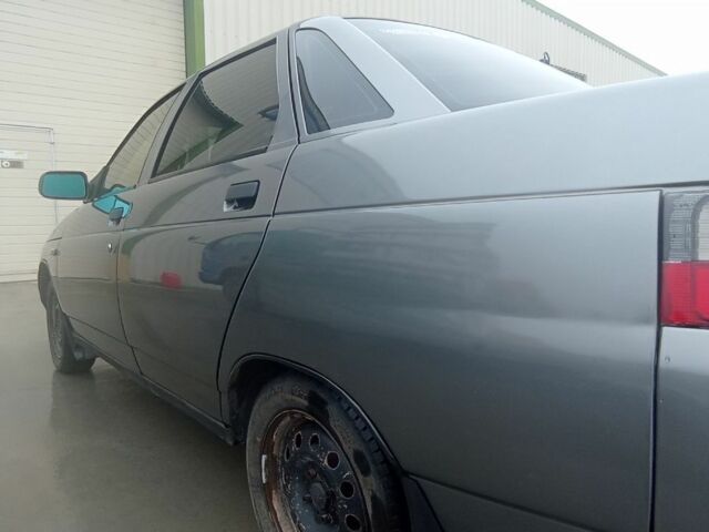 Серый ВАЗ 2110, объемом двигателя 1.6 л и пробегом 190 тыс. км за 2300 $, фото 4 на Automoto.ua