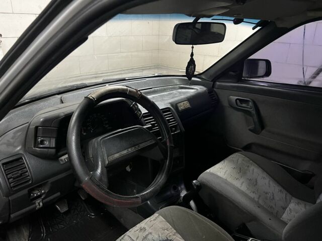 Серый ВАЗ 2110, объемом двигателя 1.6 л и пробегом 777 тыс. км за 950 $, фото 6 на Automoto.ua