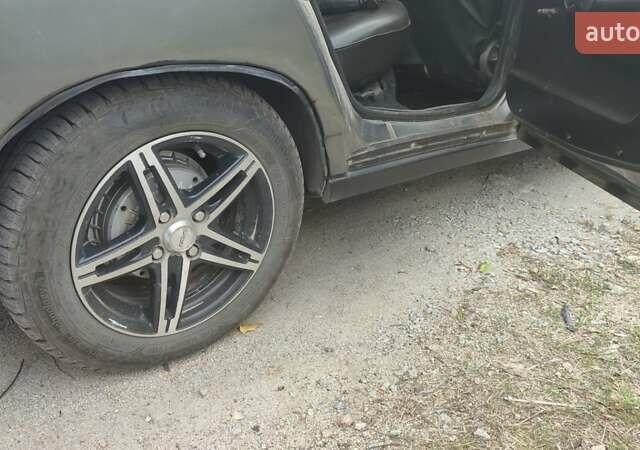 Сірий ВАЗ 2110, об'ємом двигуна 1.6 л та пробігом 300 тис. км за 2400 $, фото 7 на Automoto.ua