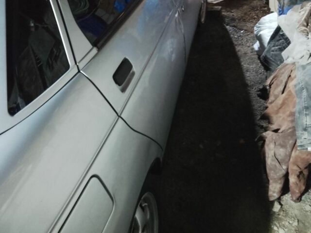 Сірий ВАЗ 2110, об'ємом двигуна 1.6 л та пробігом 350 тис. км за 2000 $, фото 1 на Automoto.ua