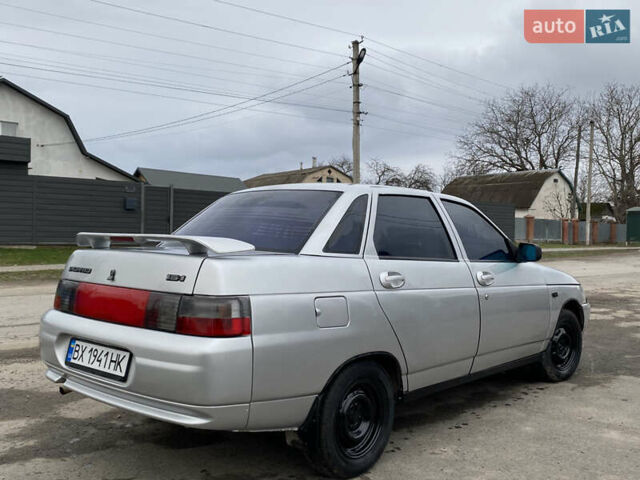 Сірий ВАЗ 2110, об'ємом двигуна 1.6 л та пробігом 270 тис. км за 1900 $, фото 7 на Automoto.ua