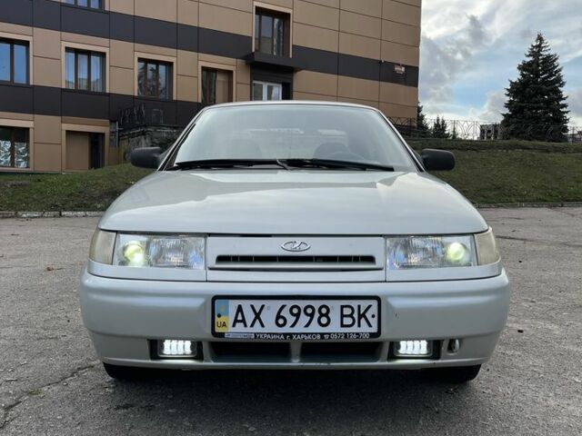 Сірий ВАЗ 2110, об'ємом двигуна 1.6 л та пробігом 105 тис. км за 2850 $, фото 2 на Automoto.ua