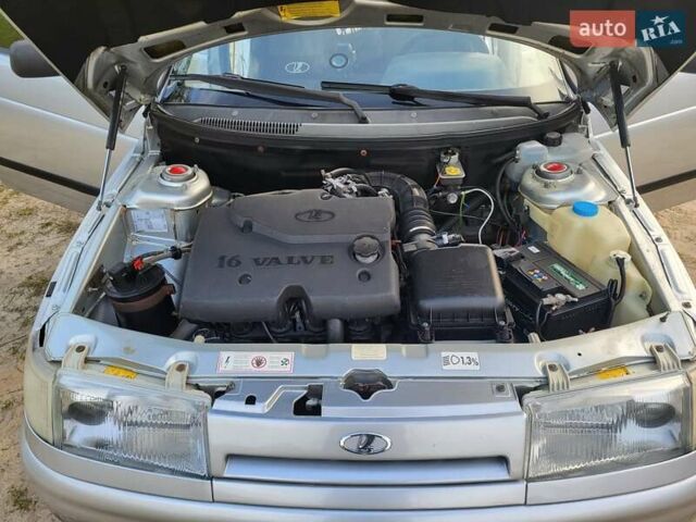 Сірий ВАЗ 2110, об'ємом двигуна 1.6 л та пробігом 155 тис. км за 2850 $, фото 17 на Automoto.ua