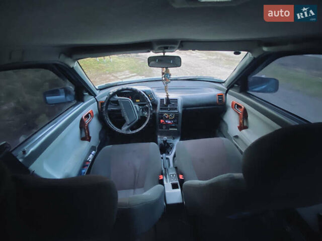 Серый ВАЗ 2110, объемом двигателя 1.6 л и пробегом 245 тыс. км за 3000 $, фото 1 на Automoto.ua