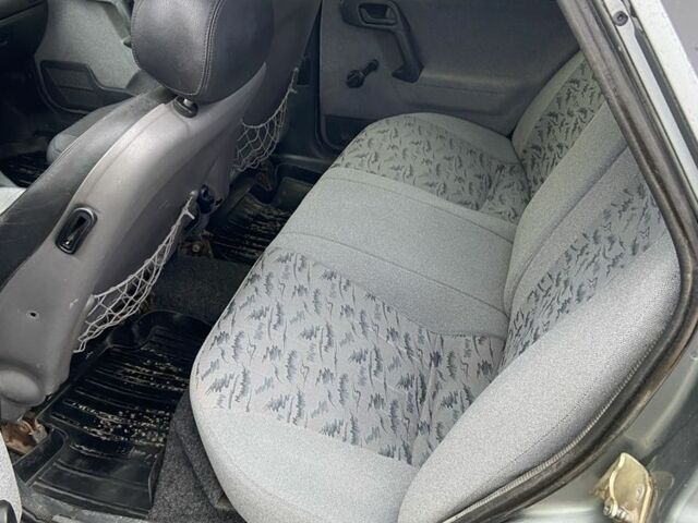 Серый ВАЗ 2110, объемом двигателя 1.6 л и пробегом 225 тыс. км за 1399 $, фото 5 на Automoto.ua