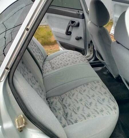 Серый ВАЗ 2110, объемом двигателя 1.6 л и пробегом 140 тыс. км за 1500 $, фото 5 на Automoto.ua