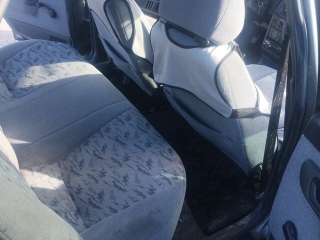 Сірий ВАЗ 2110, об'ємом двигуна 1 л та пробігом 2 тис. км за 1100 $, фото 6 на Automoto.ua