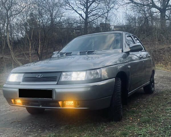 Серый ВАЗ 2110, объемом двигателя 1.6 л и пробегом 245 тыс. км за 3000 $, фото 4 на Automoto.ua