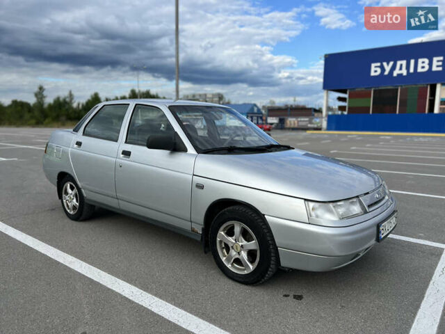 Серый ВАЗ 2110, объемом двигателя 1.6 л и пробегом 114 тыс. км за 2150 $, фото 1 на Automoto.ua