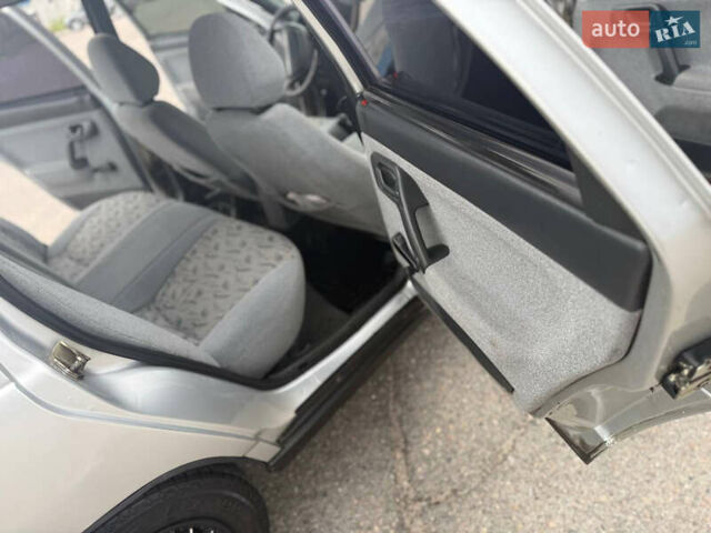 ВАЗ 2110 2006 в Белой Церкве на Automoto.ua Серый ВАЗ 2110, объемом двигателя 1.6 л и пробегом 106 тыс. км за 2850 $, фото 27 на Automoto.ua