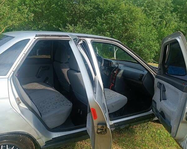 Сірий ВАЗ 2110, об'ємом двигуна 1.6 л та пробігом 260 тис. км за 1850 $, фото 5 на Automoto.ua