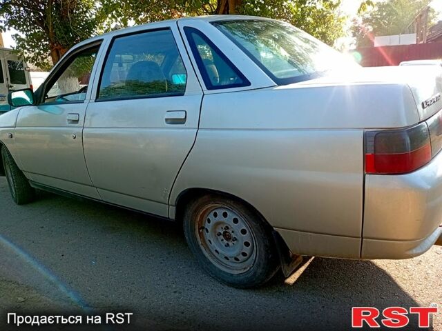 Серый ВАЗ 2110, объемом двигателя 1.6 л и пробегом 200 тыс. км за 1499 $, фото 3 на Automoto.ua