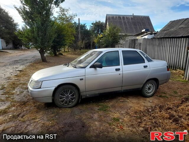 Серый ВАЗ 2110, объемом двигателя 1.6 л и пробегом 240 тыс. км за 1400 $, фото 4 на Automoto.ua