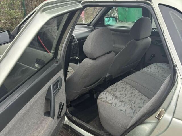 Серый ВАЗ 2110, объемом двигателя 1.6 л и пробегом 100 тыс. км за 1300 $, фото 3 на Automoto.ua