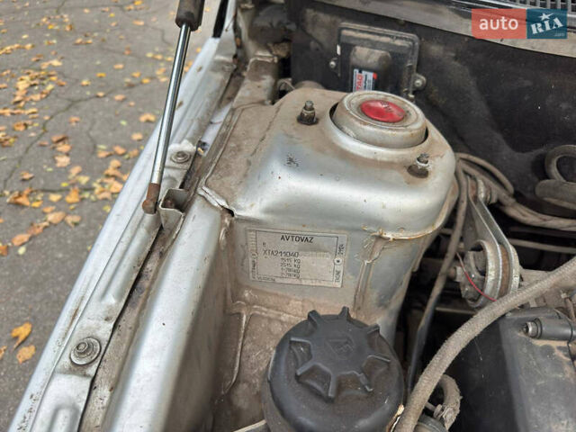 Сірий ВАЗ 2110, об'ємом двигуна 1.6 л та пробігом 266 тис. км за 1700 $, фото 16 на Automoto.ua