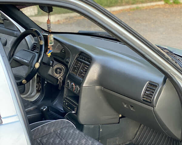 Сірий ВАЗ 2110, об'ємом двигуна 1.6 л та пробігом 220 тис. км за 2400 $, фото 5 на Automoto.ua