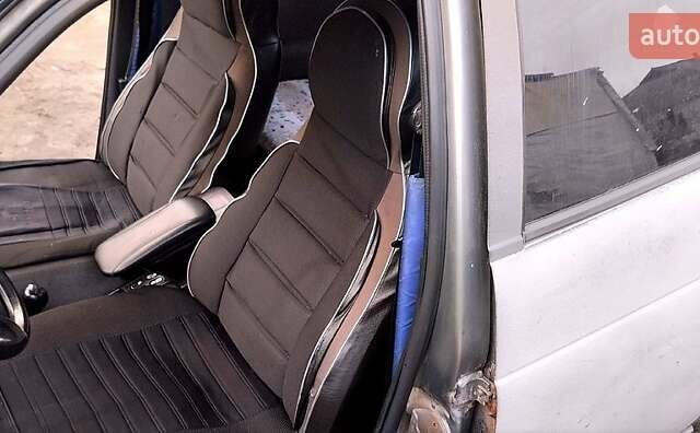 Сірий ВАЗ 2110, об'ємом двигуна 1.6 л та пробігом 323 тис. км за 950 $, фото 2 на Automoto.ua