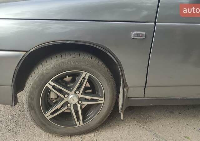 Сірий ВАЗ 2110, об'ємом двигуна 1.6 л та пробігом 300 тис. км за 2400 $, фото 1 на Automoto.ua