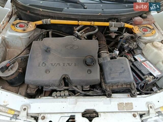 Сірий ВАЗ 2110, об'ємом двигуна 1.62 л та пробігом 350 тис. км за 1649 $, фото 9 на Automoto.ua