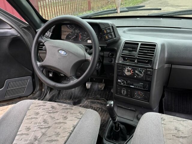 Серый ВАЗ 2110, объемом двигателя 1.6 л и пробегом 300 тыс. км за 1400 $, фото 8 на Automoto.ua