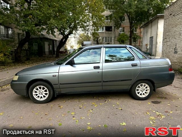 Серый ВАЗ 2110, объемом двигателя 1.6 л и пробегом 199 тыс. км за 2000 $, фото 2 на Automoto.ua