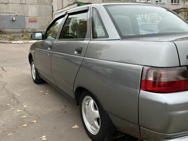 Серый ВАЗ 2110, объемом двигателя 1.6 л и пробегом 150 тыс. км за 1900 $, фото 1 на Automoto.ua