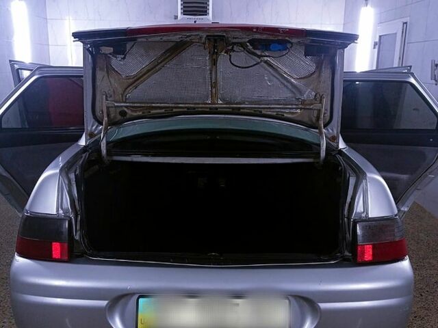 Сірий ВАЗ 2110, об'ємом двигуна 1.6 л та пробігом 360 тис. км за 2000 $, фото 6 на Automoto.ua