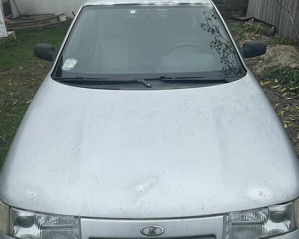 Серый ВАЗ 2110, объемом двигателя 1.6 л и пробегом 181 тыс. км за 1750 $, фото 1 на Automoto.ua