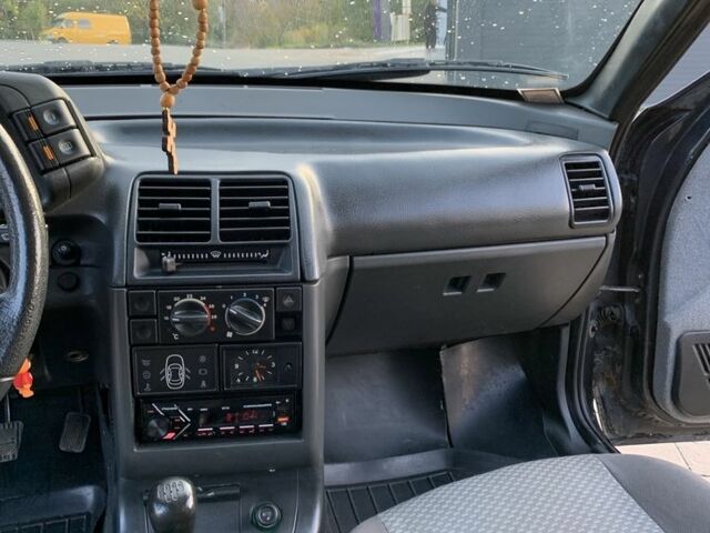 Сірий ВАЗ 2110, об'ємом двигуна 1.6 л та пробігом 137 тис. км за 2150 $, фото 17 на Automoto.ua