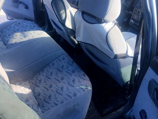 Серый ВАЗ 2110, объемом двигателя 1.6 л и пробегом 188 тыс. км за 1100 $, фото 2 на Automoto.ua