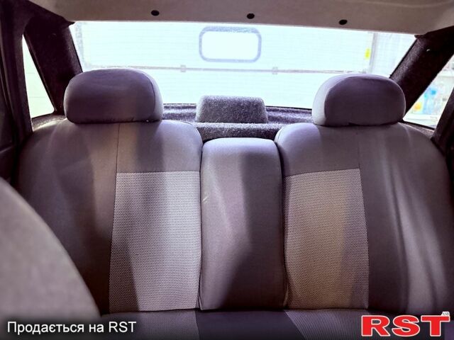 Сірий ВАЗ 2110, об'ємом двигуна 1.6 л та пробігом 181 тис. км за 1900 $, фото 3 на Automoto.ua