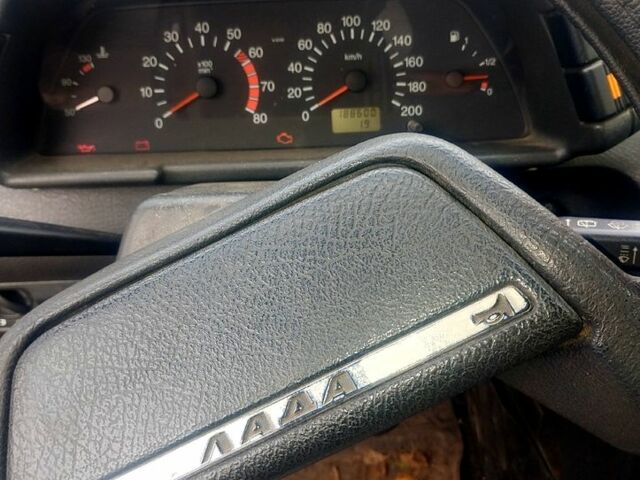 Серый ВАЗ 2110, объемом двигателя 1.6 л и пробегом 188 тыс. км за 1100 $, фото 3 на Automoto.ua